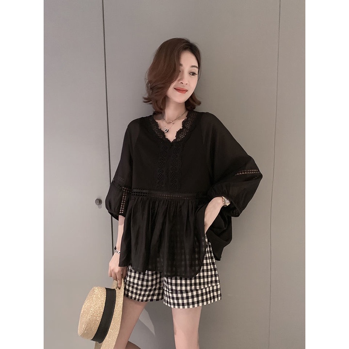 Áo Kiểu Tay Phồng Cổ Chữ V Phối Ren Lưới Thời Trang Mùa Hè 2022 Hàng Mới Phong Cách Châu Âu Dành Cho Bạn Nữ