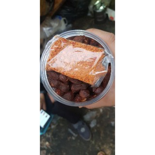 Me lào chấm muối