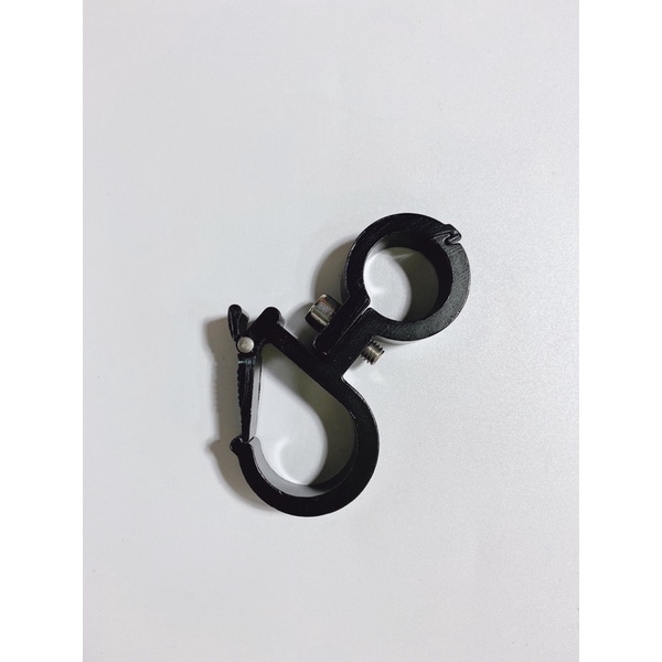 Móc kẹp ghi đông PCX, móc treo đồ cnc xe Pcx chắc chắn an toàn