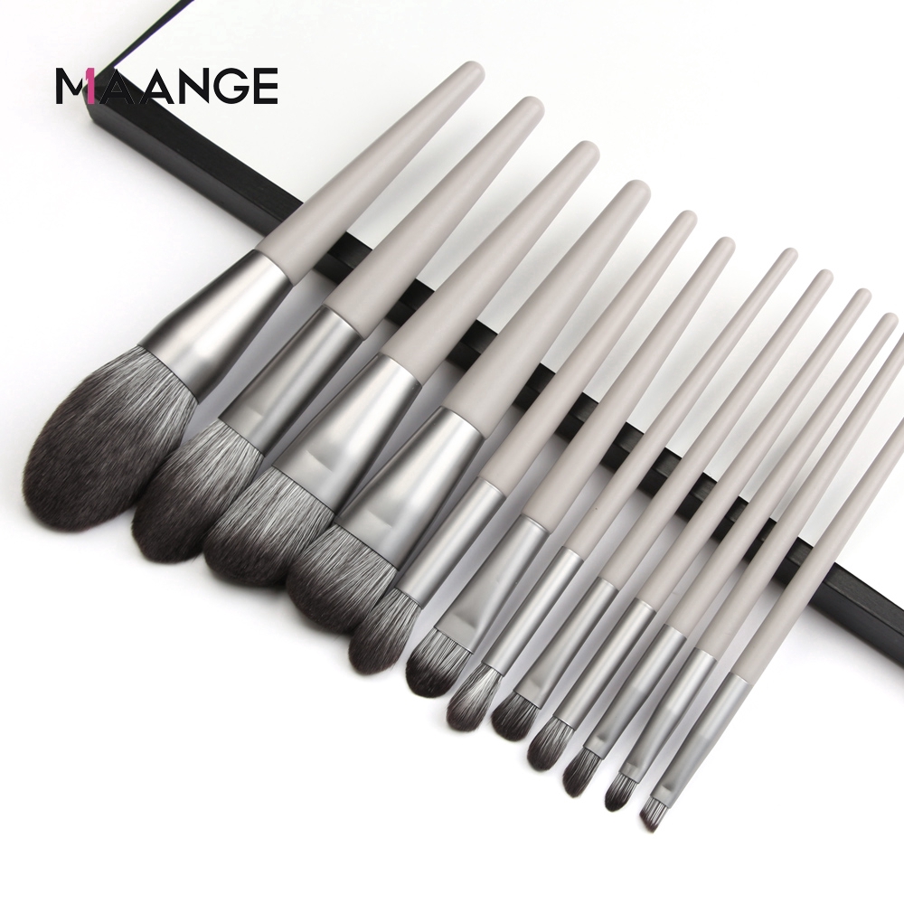 Set 12 Cọ Trang Điểm Maange Thân Màu Bạc Lông Siêu Mềm Mại