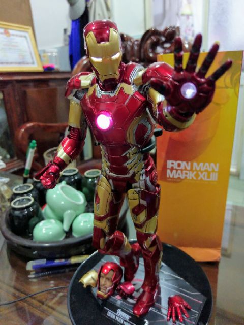 Mô hình đồ chơi Iron Man Mark 43 mk43 hãng hochoi Haocaitoy - Avengers