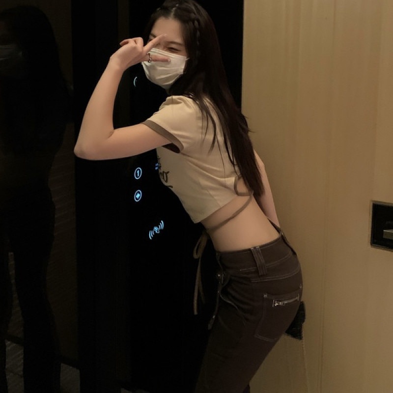 Quần Jean Nữ Lưng Cao Ống Đứng Hợp Thời Trang