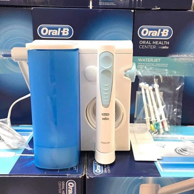 Máy tăm nước Oral B