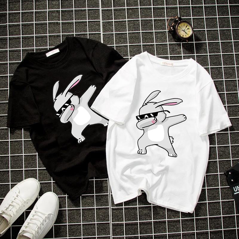 Áo thun unisex thỏ dabbing màu trắng 2019T837