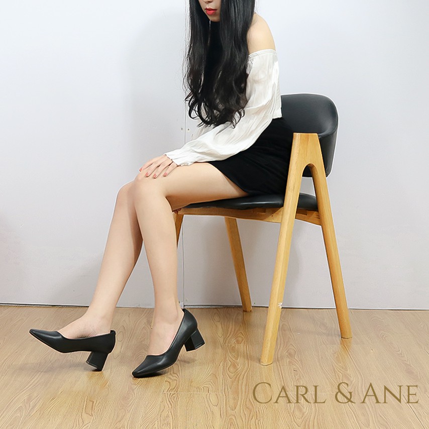 Carl & Ane - [Form lớn lùi 1 size] Giày cao gót cao 5cm màu đen _ CP004