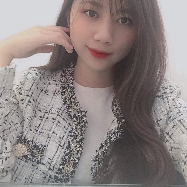 Áo dạ tưeed trắng