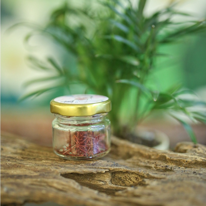Nhuỵ hoa nghệ tây, hoa Saffron loại lớn 1g, cho người dùng nhiều chuyên nghiệp.