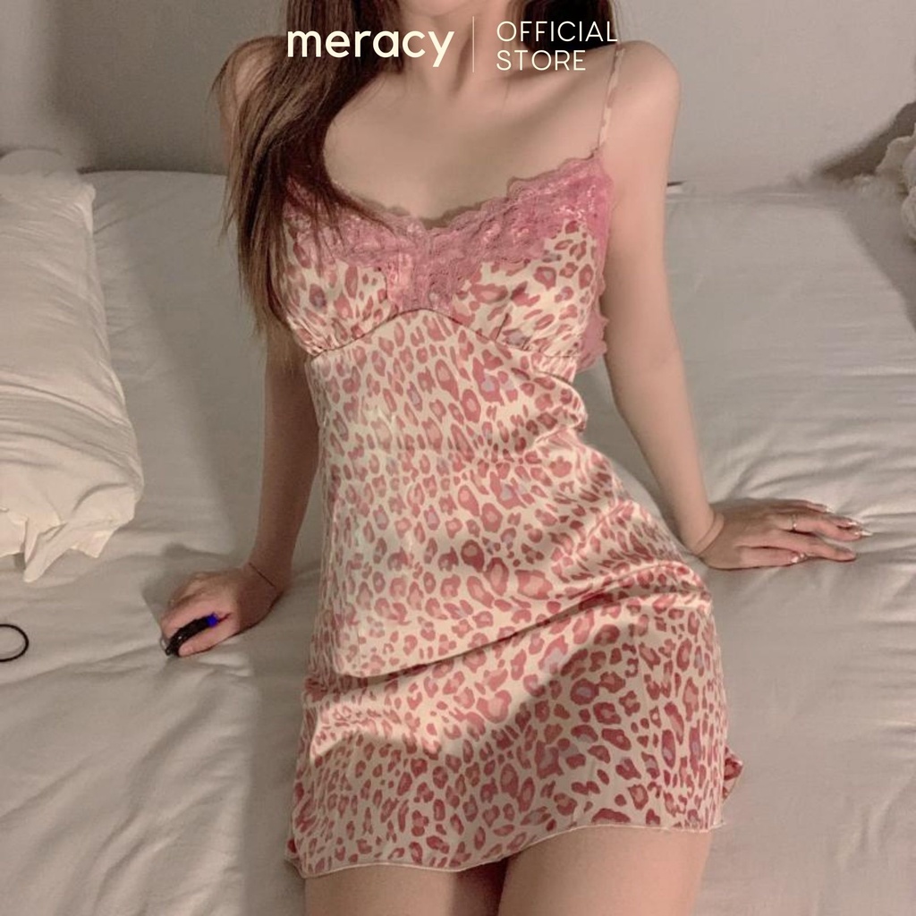 Váy ngủ lụa sexy 2 dây nữ MERACY cao cấp có mút ngực họa tiết da beo mặc nhà sexy M02-VN