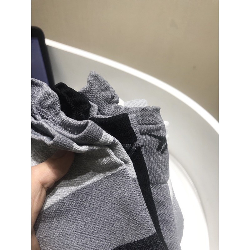 Tất nam xuất dư