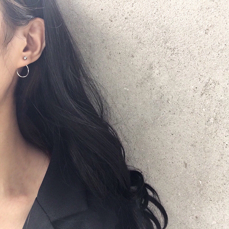 Bông Tai Tròn Thép Titanium Phong Cách Cá Tính Unisex