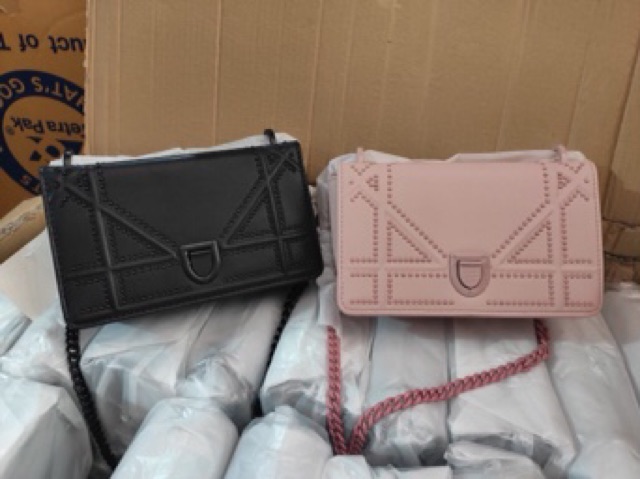 Túi D.O nạm đinh mã codes , thẻ ,túi hảng đầy đủ | BigBuy360 - bigbuy360.vn