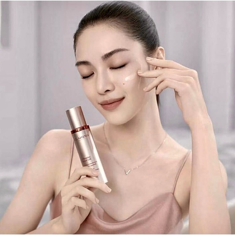 Tinh chất thon gọn mặt Clarins V Shaping Facial Lift 50ml | BigBuy360 - bigbuy360.vn