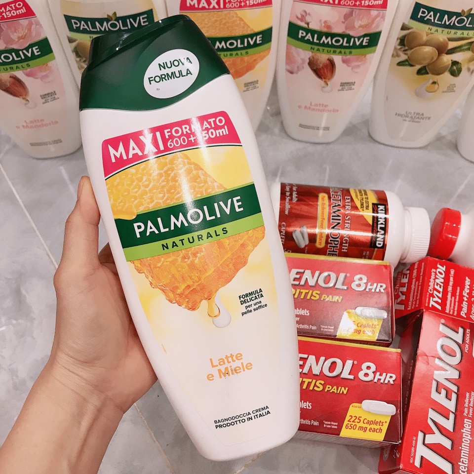 Sữa tắm dưỡng ẩm Palmolive Naturals Cream Shower 750ml