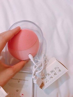 Máy rửa mặt