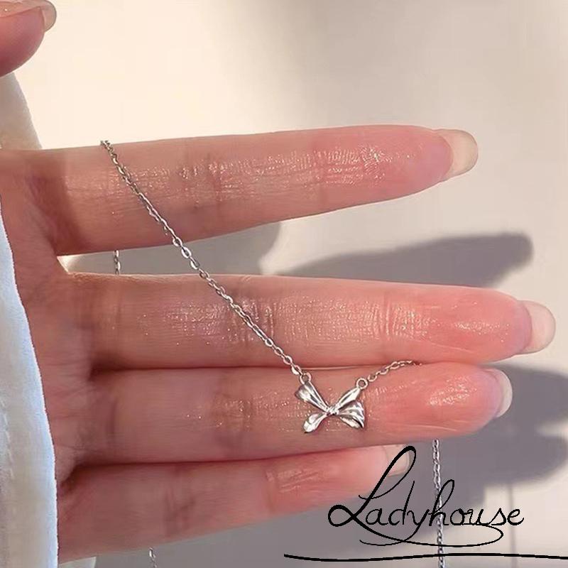 Vòng cổ Màu Bạc Mặt Hình Nơ Xinh Xắn Cho Nữ