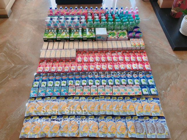 Sữa rửa mặt Trà xanh Nhật Rohto Shirochasou Green Tea Foam