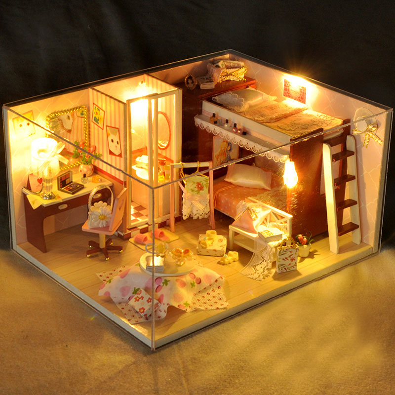 Nhà búp bê DIY Dollhouse lắp ghép bằng gỗ Mẫu Căn nhà màu hồng tặng kèm dụng cụ lắp ghép, keo silicon, Mica