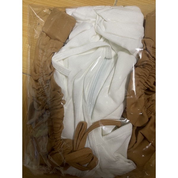 ÁO KHOÁC KAKI JEANS TÚI HỘP SÁT NÁCH RÁCH 3 MÀU