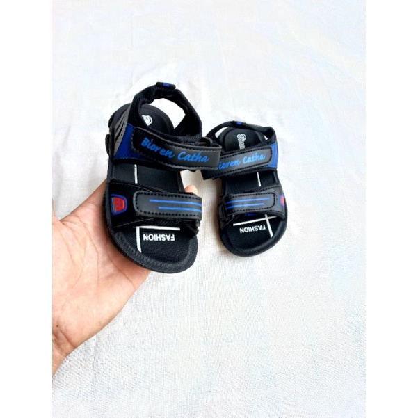 Dép quai hậu thời trang năng động cho bé trai.Sandal bé trai hàng công ty