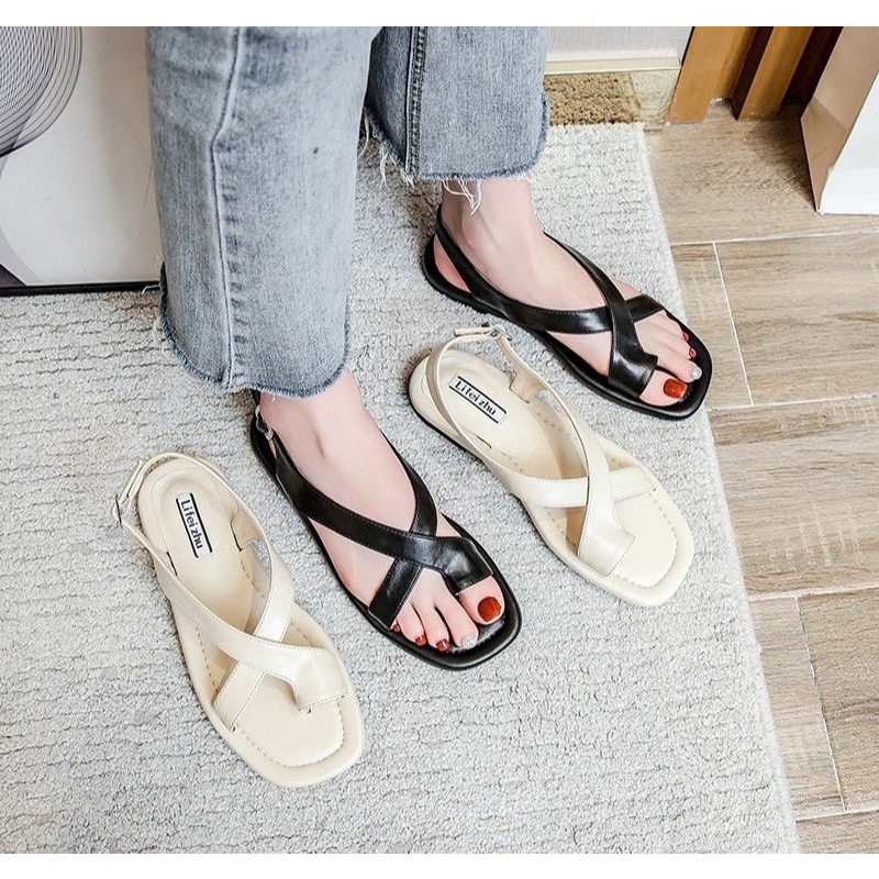 SANDAL NỮ KẸP NGÓN MÓC KHOÁ