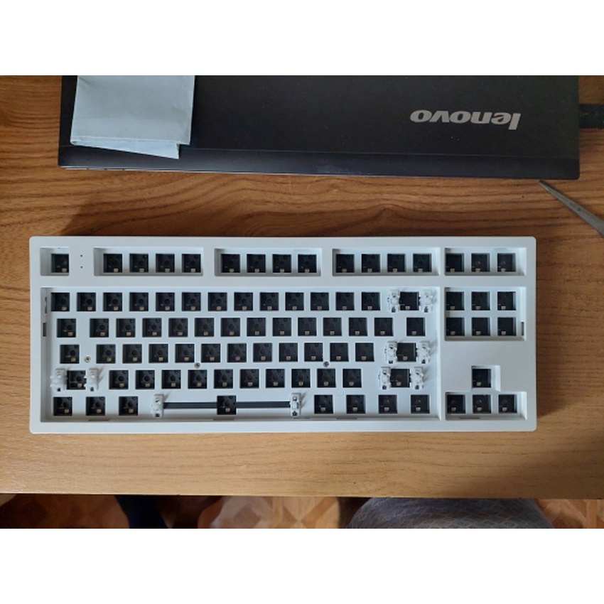 Bộ kit bàn phím cơ FL-Esports MK870 White - Hotswap Led RGB - Sẵn foam - BH 12 tháng