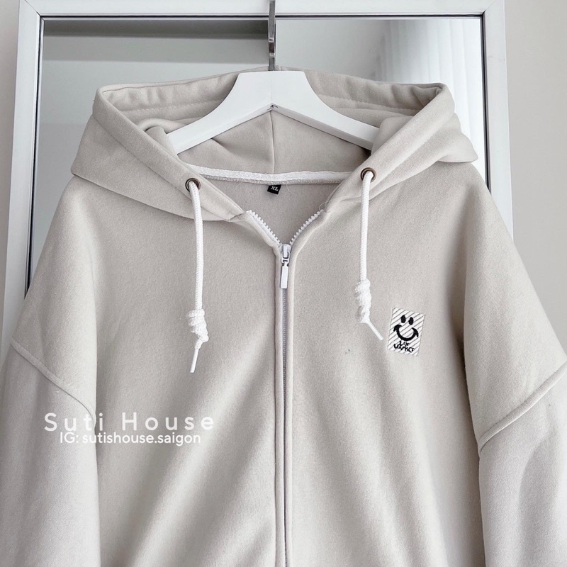 [ẢNH THẬT-CÓ SẴN] Áo Hoodie Zip Thêu icon Unisex Màu Tan Ghi và Tan Be Tay Bồng Form Rộng - Suti House | BigBuy360 - bigbuy360.vn
