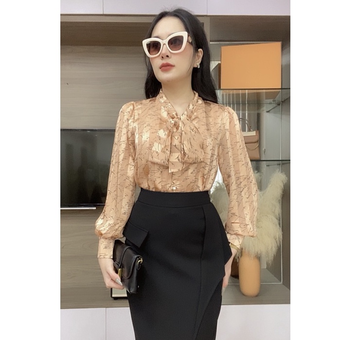 Áo sơ mi dài tay họa tiết chữ kí nơ cổ ZYM'S HOUSE K1126