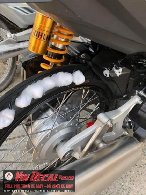 Phục hồi nhựa nhám, dưỡng đen dàn nhám SprayKing CHAI MÀU CAM