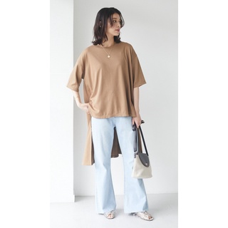 Áo thun form rộng, tay ngắn cổ tròn, lệch tà chocol raffine