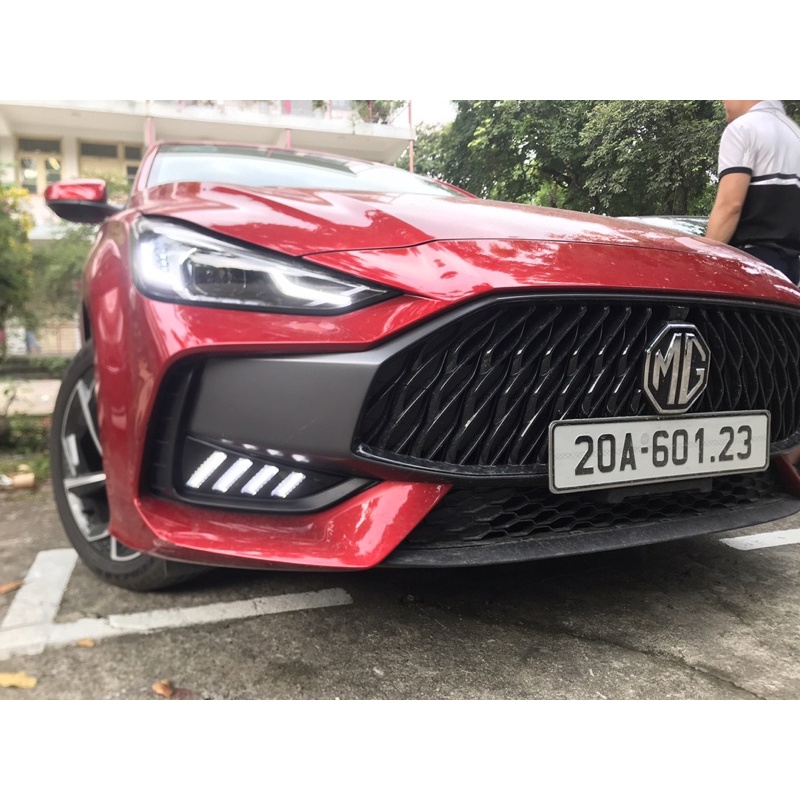 Đèn gầm MG5 mẫu 4 sọc