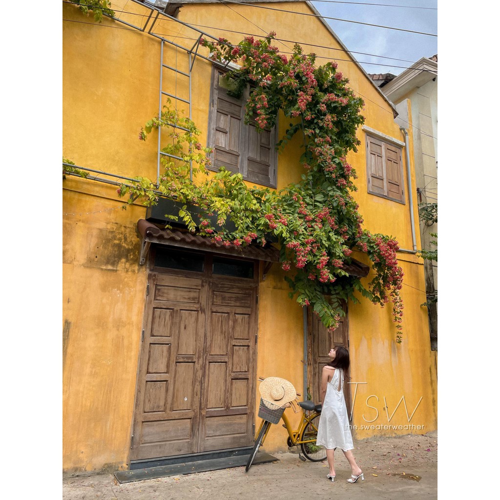 Váy maxi cổ yếm hở lưng đi biển the.sweaterweather TSW | BigBuy360 - bigbuy360.vn