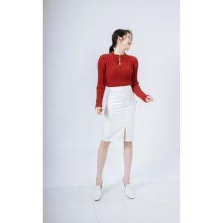 Chân váy xẻ lệch trước CCHAT