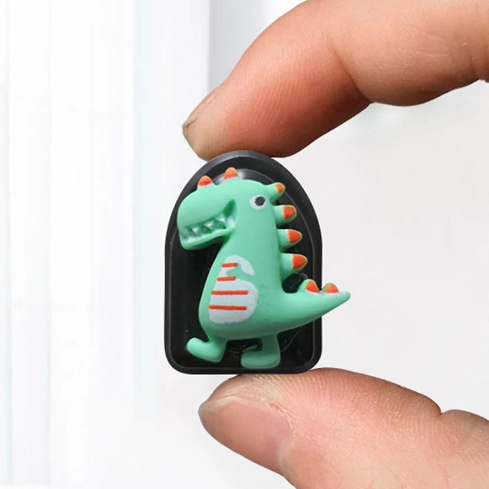 Móc Treo Dây Cáp / Chìa Khóa / Tai Nghe Xe Hơi Họa Tiết Hoạt Hình Màu Đen Tiện Dụng