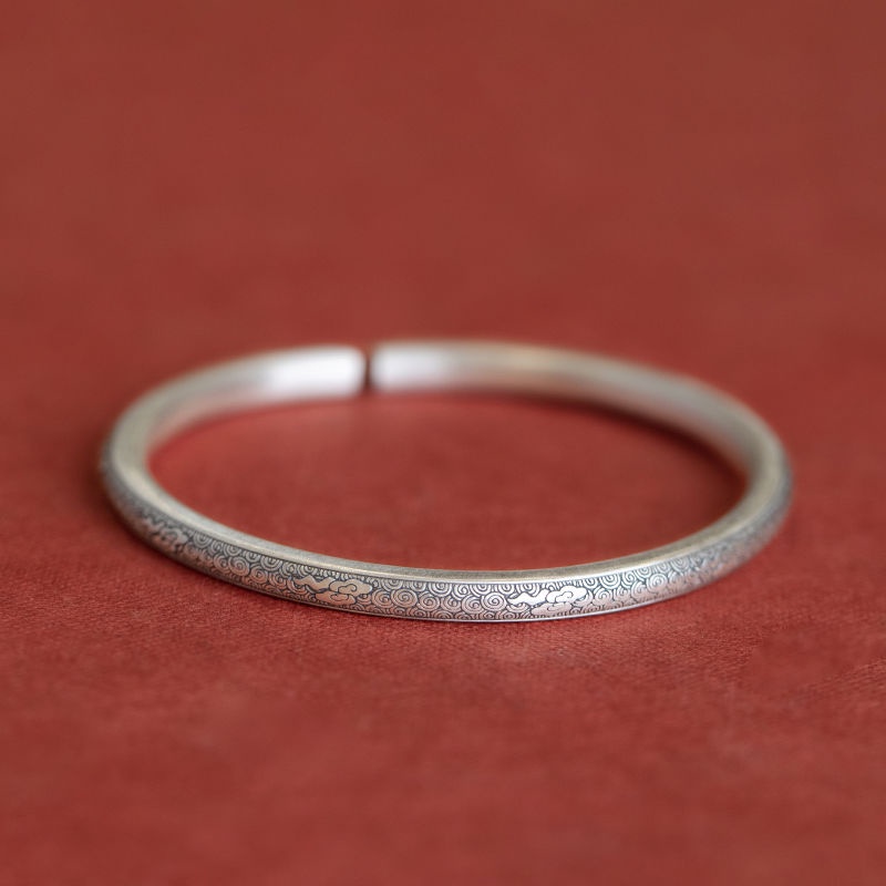 Vòng Tay Hở Mạ Bạc Khắc Hình Đám Mây Và Sóng Biển May Mắn Phong Cách Retro