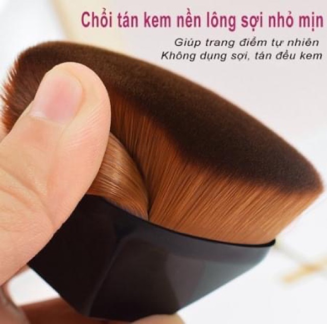 Cọ tán kem nền cao cấp sử dụng để tán kem nền, che khuyết điểm