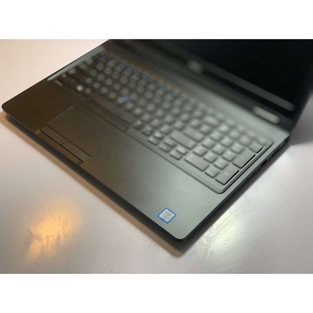 Laptop DELL Latitude E5580 I7 7820HQ, 8G, SSD 256, VGA HD, 15,6″ FHD | BigBuy360 - bigbuy360.vn