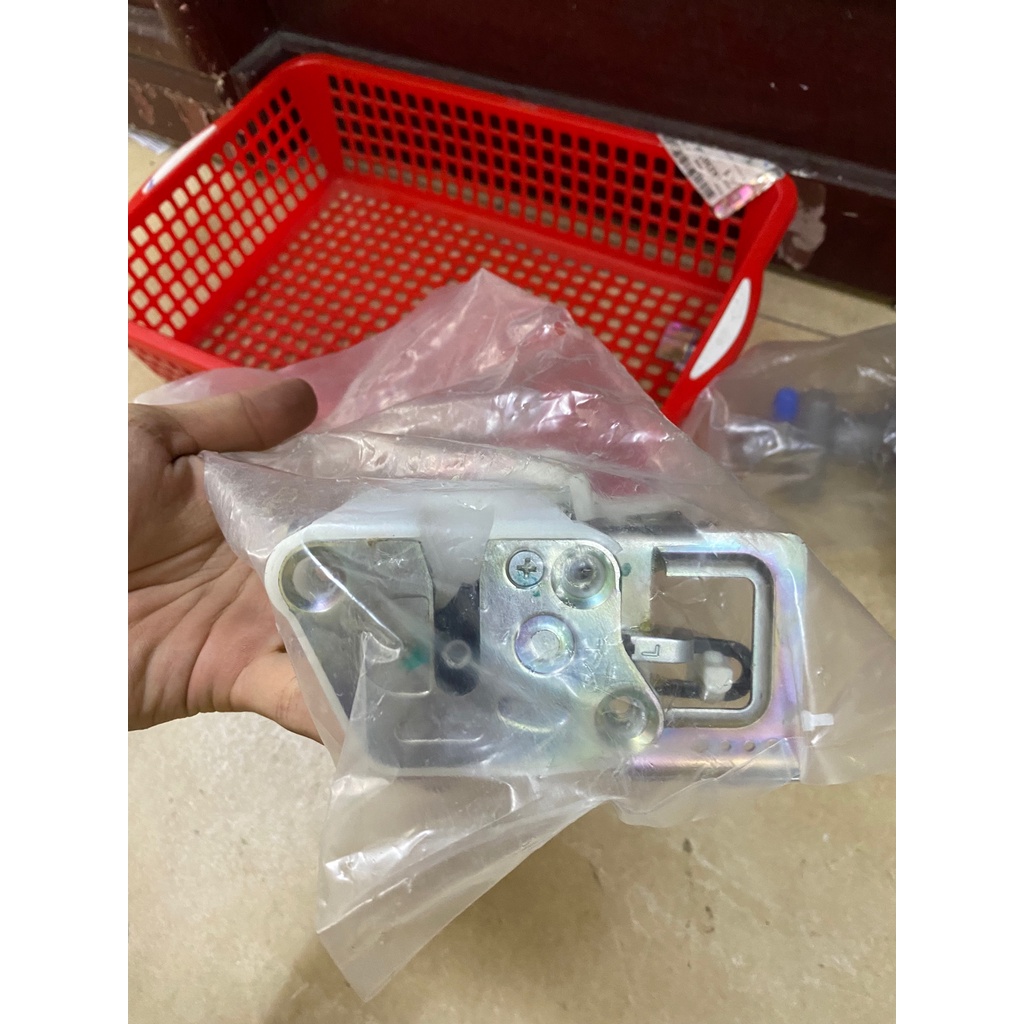 Ổ khóa gậm cửa Matiz 1, 2,3 Chevrolet Spark 1997-2010