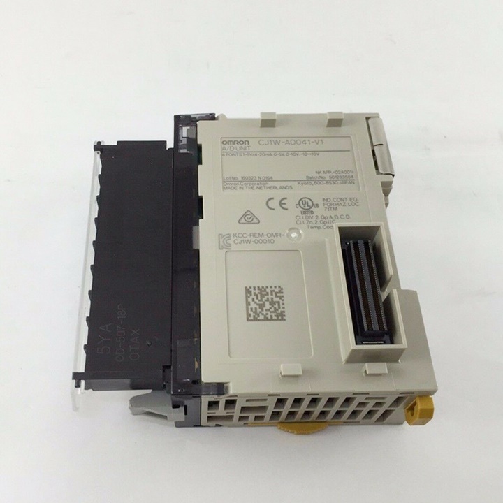 CJ1W-AD041-V1 Module Analog PLC CJ OMRON