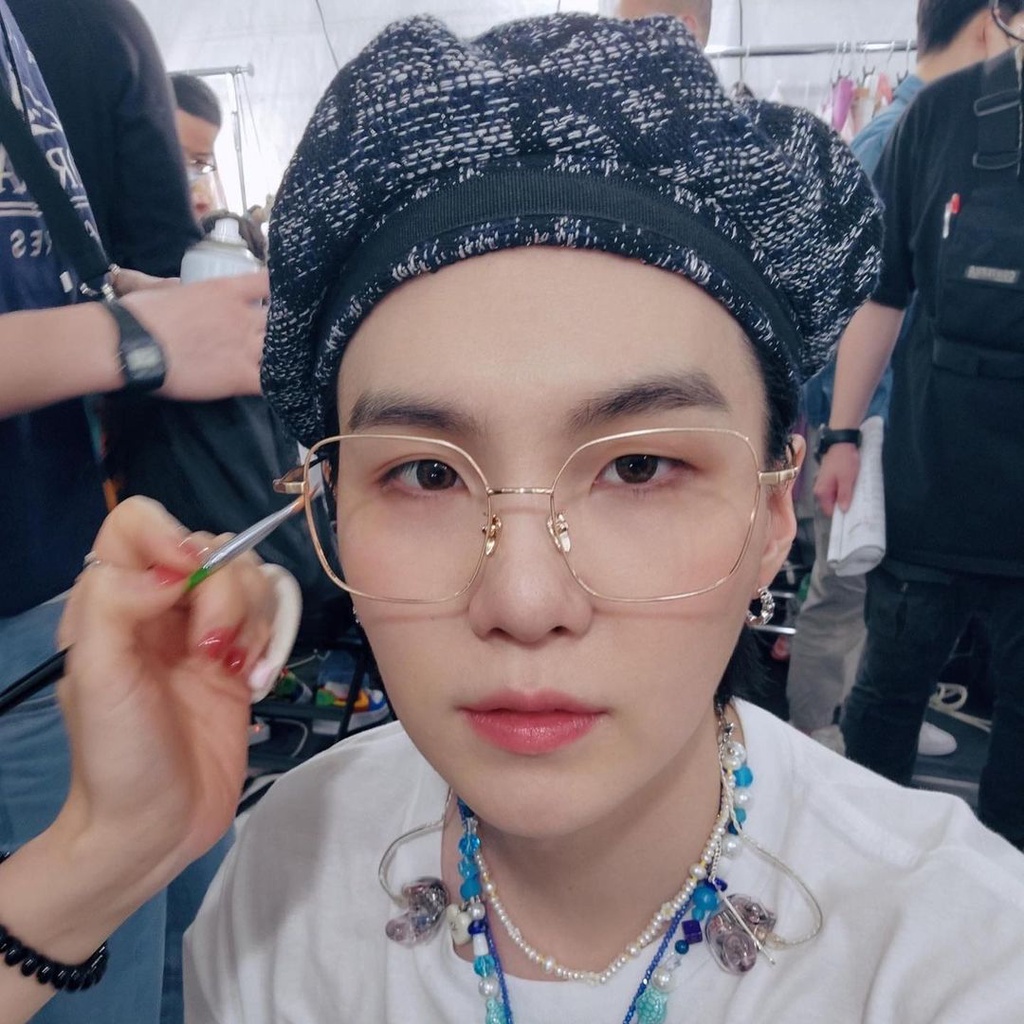 CHÍNH HÃNG KHUYÊN TAI INES JUSTLOVER SUGA BTS