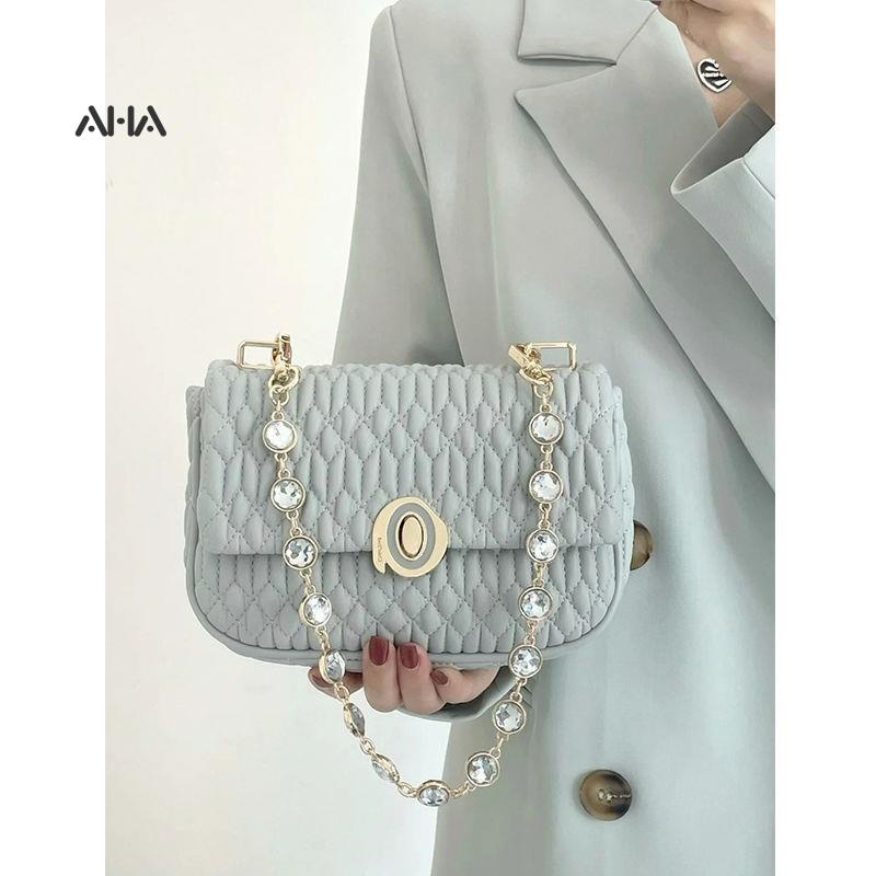 Túi đeo vai AHA official quai xích cao cấp màu xanh nhạt phong cách cho nữ
