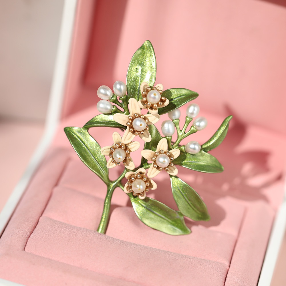 Ghim cài áo hình nhành lá và hoa dành dành đính ngọc trai phong cách cổ điển thanh lịch dành cho nữ