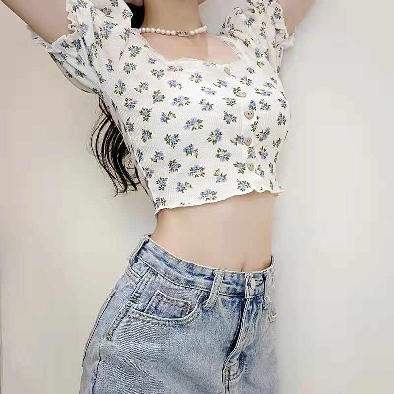 Áo croptop tay phồng in họa tiết hoa xinh xắn cho nữ