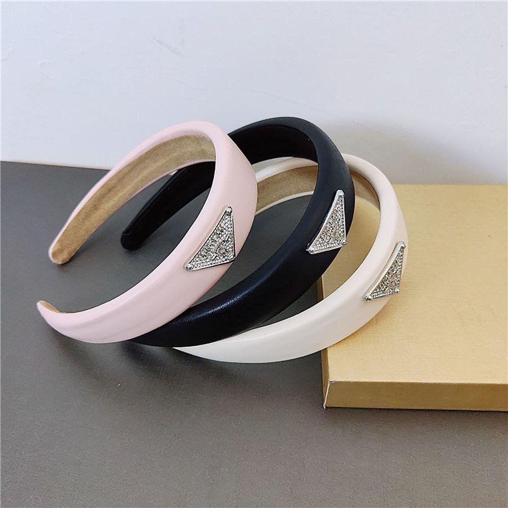 Băng Đô Cài Tóc Hình Tam Giác Màu Ngà Phong Cách Vintage Ngọt Ngào Không Trơn Trượt Cho NữBăng Đô Cài Tóc Cho Nữ