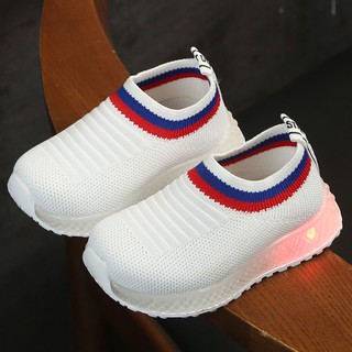 Giày đế mềm có đèn LED phát sáng cho bé