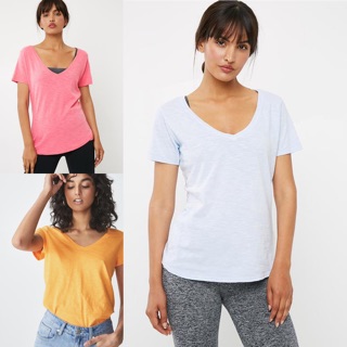 Áo thun v-neck hiệu cotton on