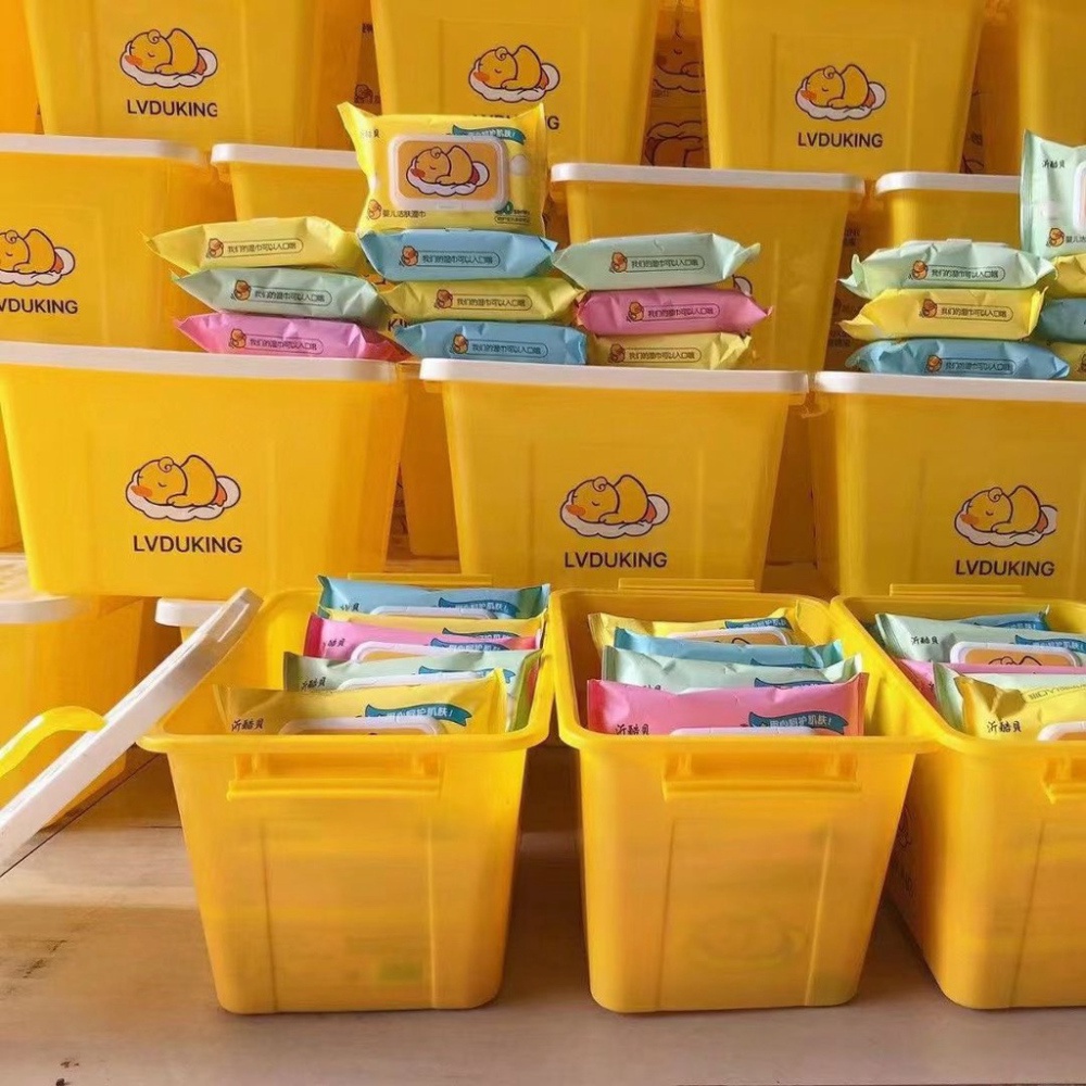 THÙNG 10 GÓI KHĂN ƯỚT VỊT VÀNG HÀNG CHẤT LƯỢNG CAO tongkhodochoi.12