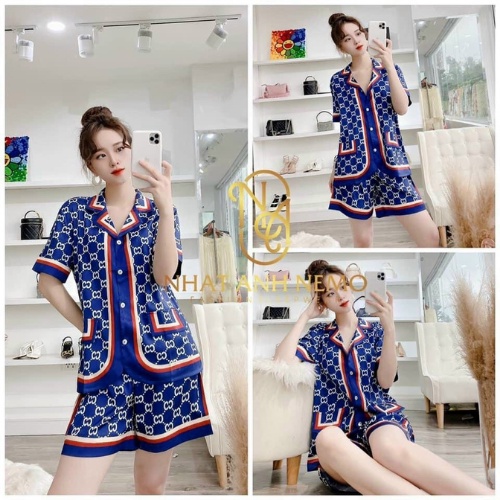 Bộ Pijama Quần Đùi- Áo Cộc   Lụa Gấm Hình Con Vịt