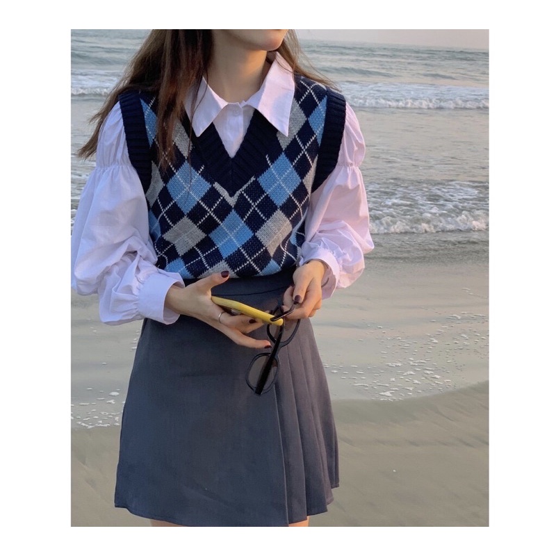 Áo Gile Len Cộc Tay Dáng Croptop Kèm Áo Polo Trắng Cực Xinh