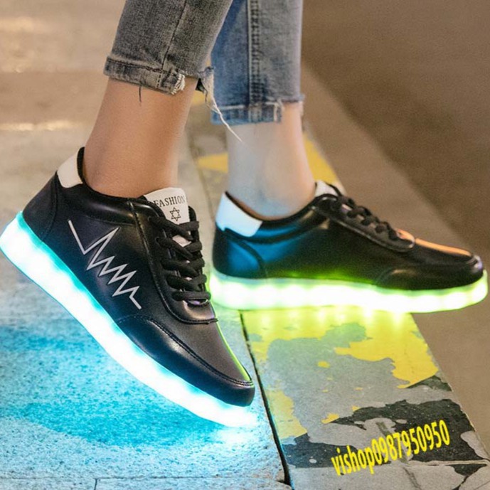 Giày Phát Sáng Đèn Led 7 màu - Đen Nhịp Tim ( Nam-Nữ -i33