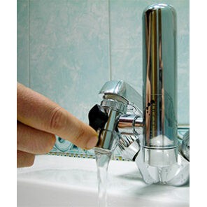 Máy lọc nước tại vòi Geyser Euro M